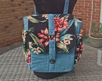 Mochila Daydreamer convertible a bandolera en tela de corteza tropical y lino Essex.