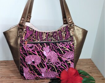 Bolso de mano Celine Slouchy Tote Bag en piel sintética color bronce y algodón metalizado Ruby Star Society Big Cats