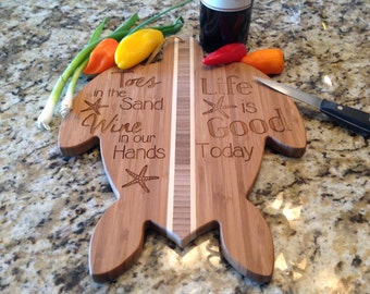 Sea Turtle Cutting Board, Toes in the Sand, Engraved Bamboo, Beach decor, 14-5/8" x 10"
