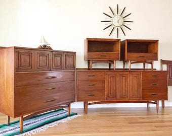 SOLD. Broyhill Sculptra Bedroom Set