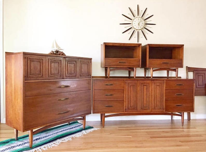 SOLD. Broyhill Sculptra Bedroom Set Etsy