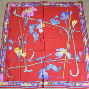 Quadratischer Schal LEONARD Paris vintage Seide mit Irisdekor auf rotem Grund