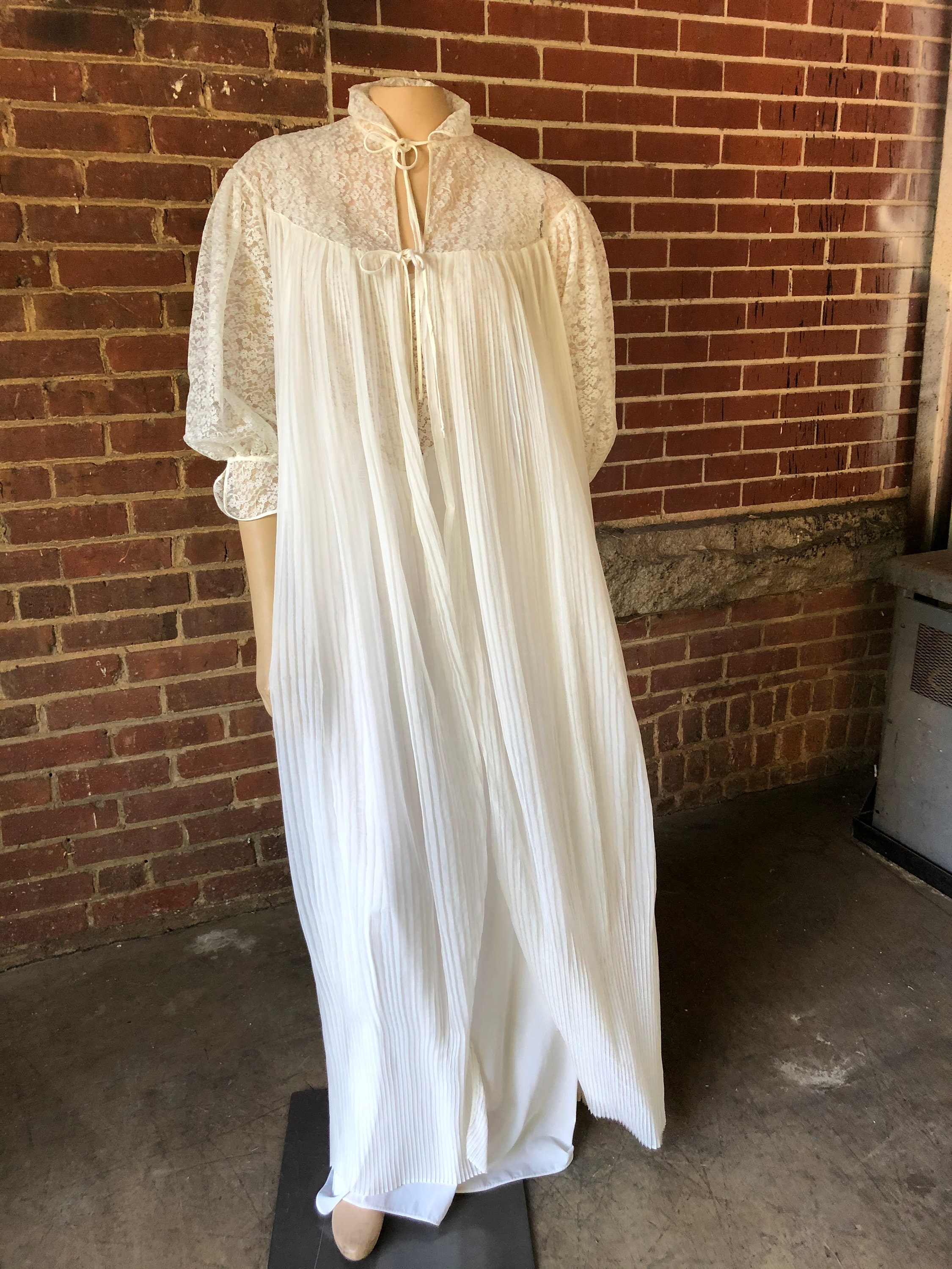 peignoir vintage