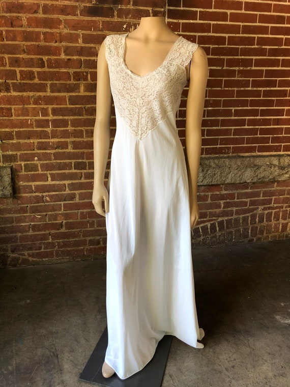 Vintage Nightgown Elegant Drape with Lace Bodice - image 1