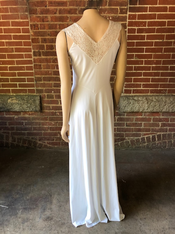 Vintage Nightgown Elegant Drape with Lace Bodice - image 4