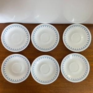 Vintage Corelle Blue Snowflake || Blue Snowflake Small Plates || Corelle Snowflake Plates || Corelle Blue Garland