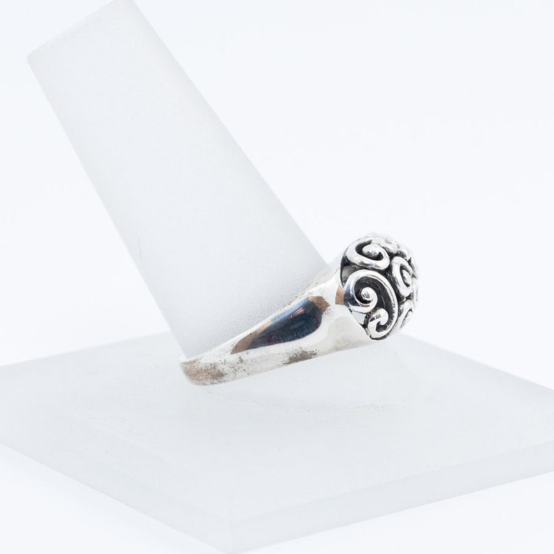 Vintage 925 Sterling silver ring
