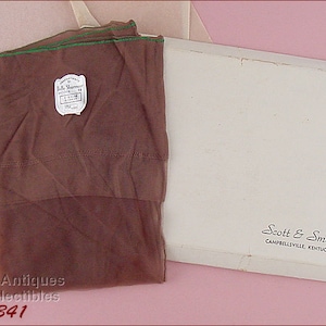 Vintage Belle Sharmeer Seamed Stockings Size 10 (#M4341)