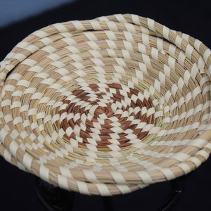 Small Twisted-Edge Catch All Charleston Sweetgrass Basket