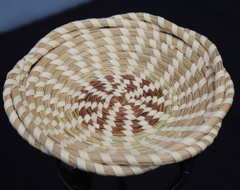 Small Twisted-Edge Catch All Charleston Sweetgrass Basket