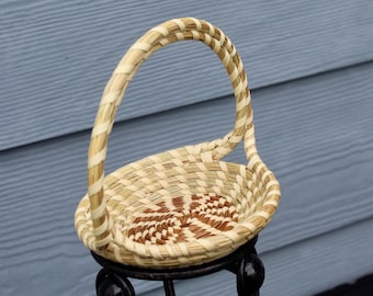 Small Charleston Sweetgrass Basket w/Double Handles