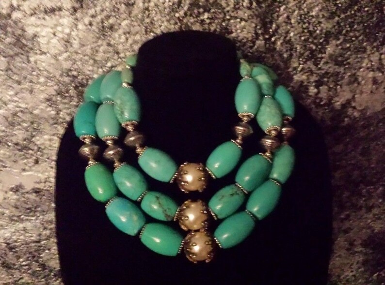 Blue Green Magnesite Oversized Beaded Multi Strand Statement Necklace With Faux Pearl Accents. Iris Apfel Inspired Heavy Bead Choker Women. 
