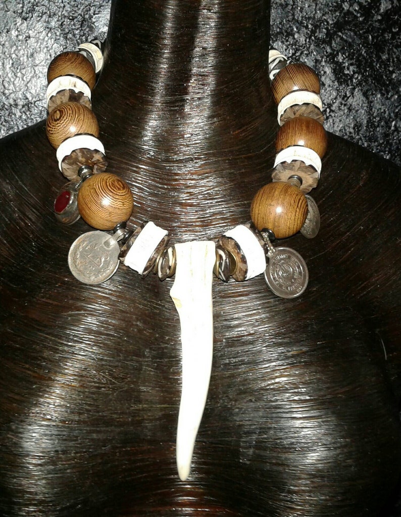 Deer Antler Avant-garde Statement Necklace Statement Pendant Unisex Shark Vertebrae Tribal Ethnic Necklace Exotic Wild Warrior Shaman Wiccan