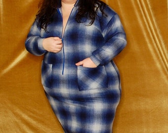 Plus-Size OOAK Handmade Cabin Jammies // 1970s Blue Black Plaid Fleece Zip-Up Drop-Crotch Pajama Romper Jumpsuit