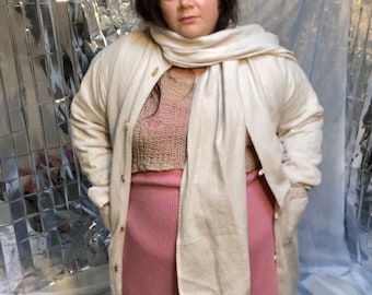 Plus-Size 1990s Outerwear // Oatmeal Slub Cotton Coat with Scarf Tie and Wooden Toggle Buttons
