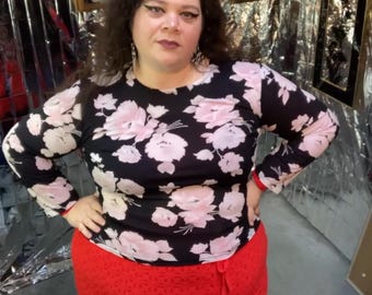 1990s Romantic Winter Florals // Plus-Size Pink and Black Semi-Sheer Mesh Long-Sleeve Top