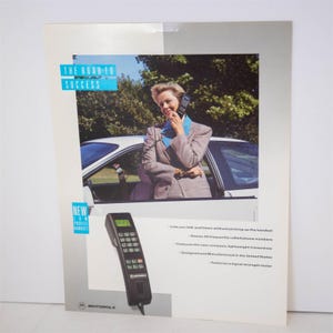 Motorola Car Cellular Phone Leaflet Flyer 1991 Vintage -Low Profile Handset