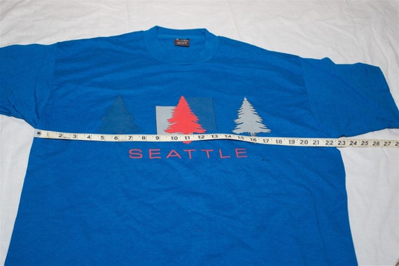 Vintage 1997 Seattle Washington Souvenir T-Shirt … - image 4