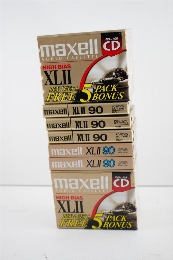 Lot of 15 New/sealed Maxell XLII 90 Audio Cassettes Gold Label