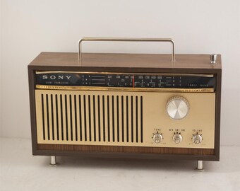 Vintage Sony TR-1824 AM 6 Transistor Solid State Radio