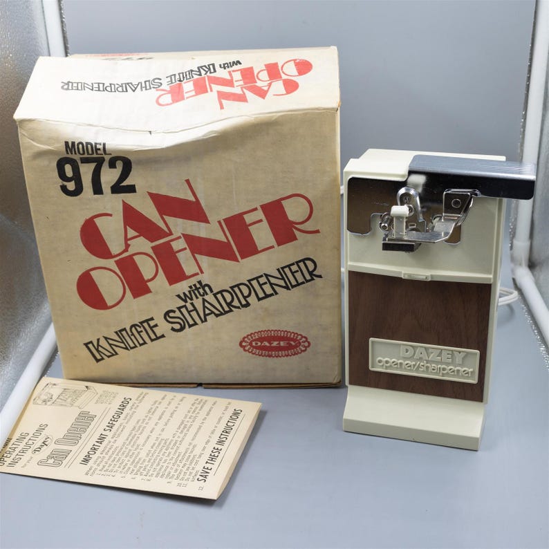 Dazey Electric Can Opener / Knife Sharpener Vintage 1976 Wood Grain / Beige immagine 1