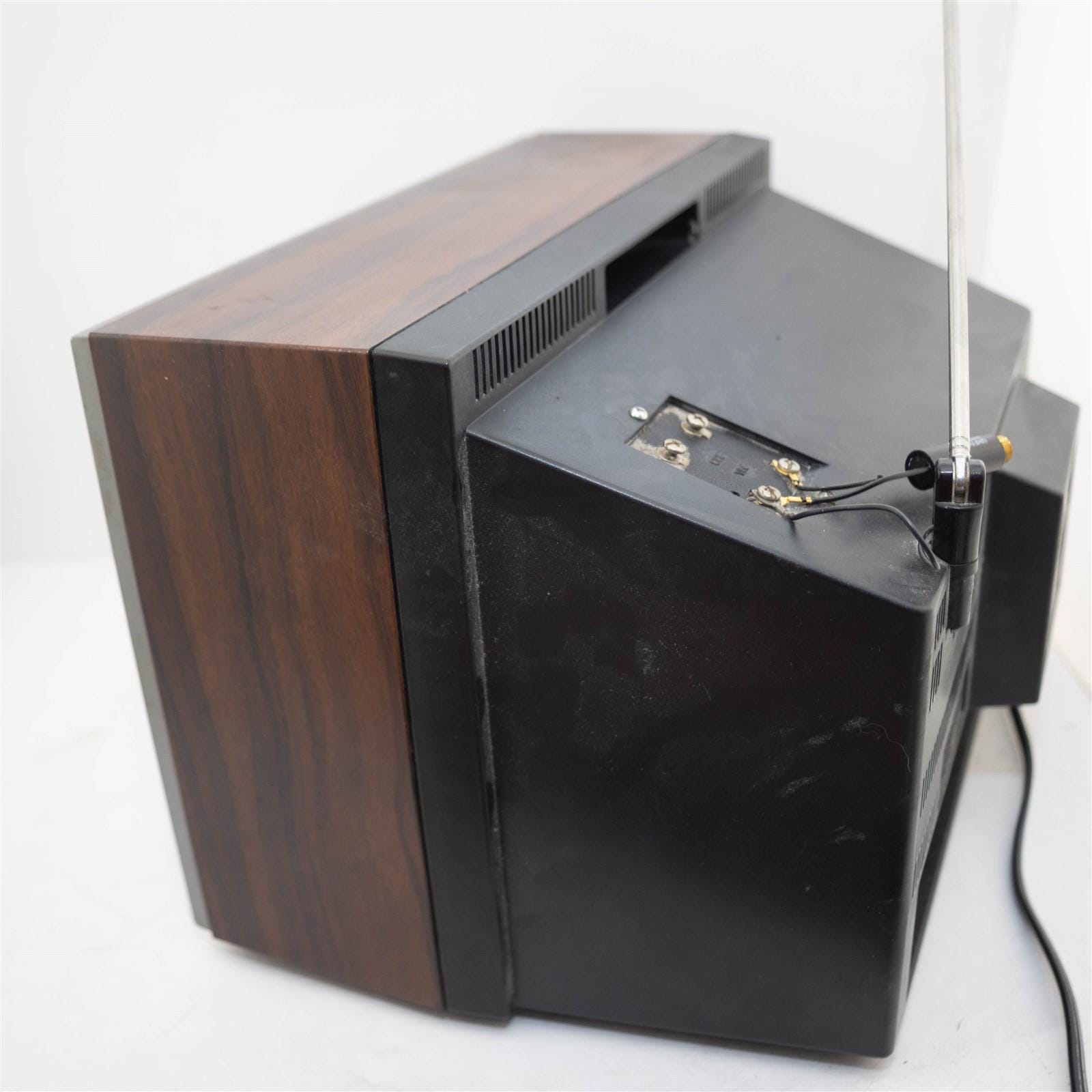 RCA Black & White Woodgrain CRT Tube TV 12 RCA Black & White Woodgrain CRT Tube TV 12