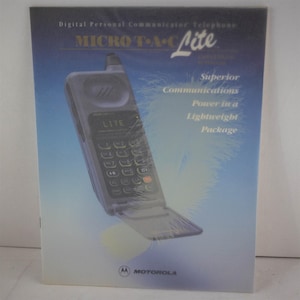Motorola Microtac Lite Cell Phone Sales Brochure 1993 Vintage
