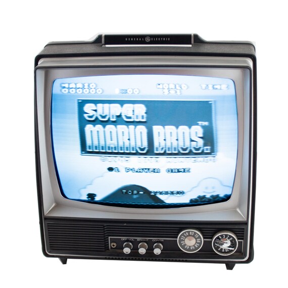 Vintage Circa 1970 GE Black & White 11 Small CRT Tube TV Etsy