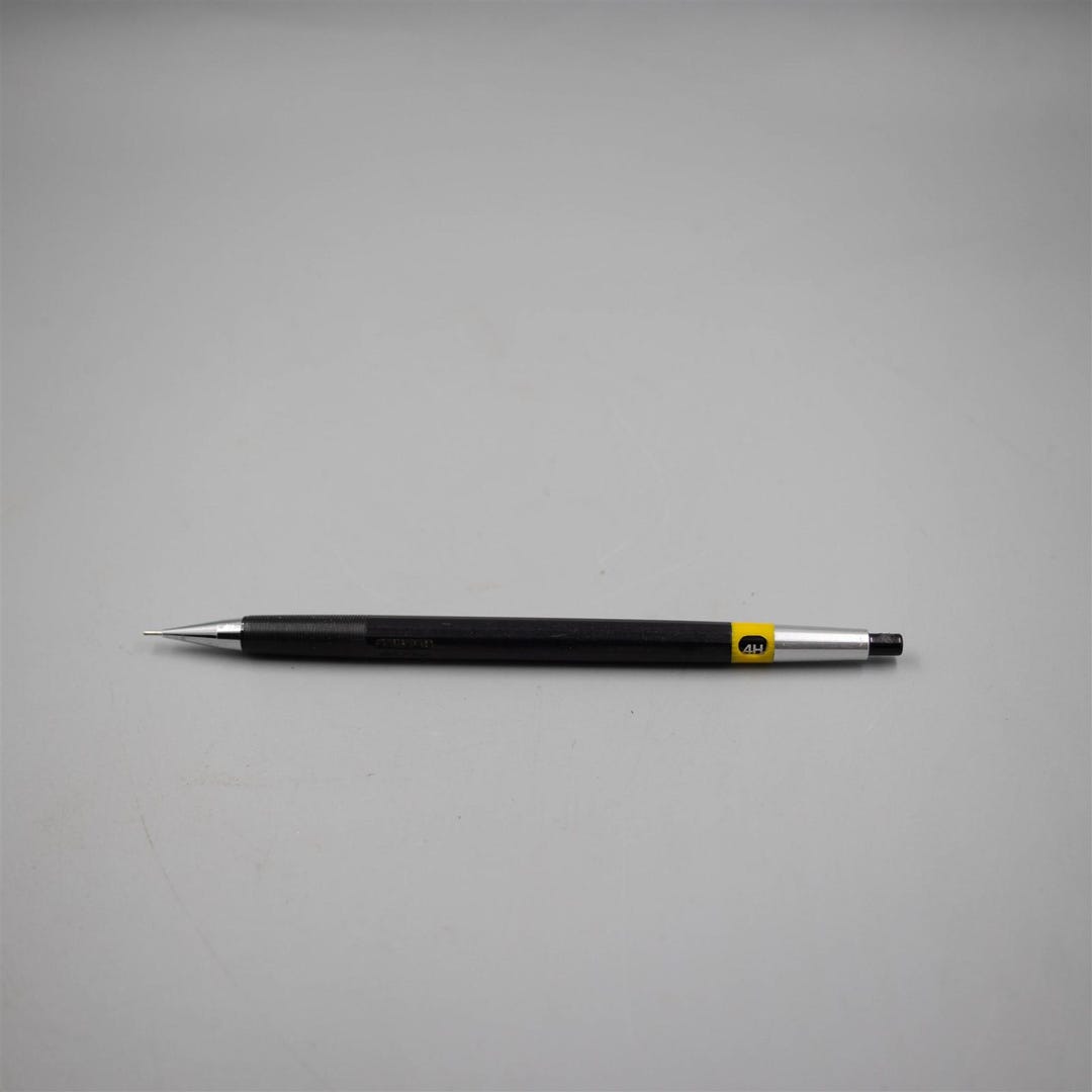 【廃盤レア】PLOTTER Mechanical Pencil 2002 Is it true that the Plotter 2002 MPs are/will be
