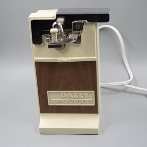 Dazey Electric Can Opener / Knife Sharpener Vintage 1976 Wood Grain / Beige immagine 3