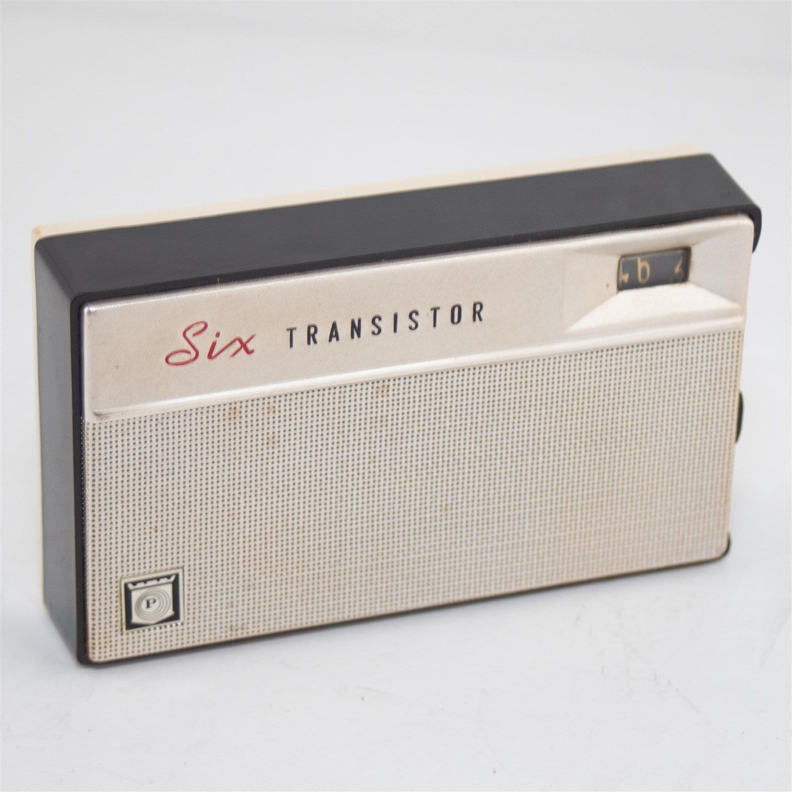 JC Penney's Penncrest 6TP-555 Six Transistor Pocket Radio JC Penney's Penncrest 6TP-555 Six Transistor Pocket Radio
