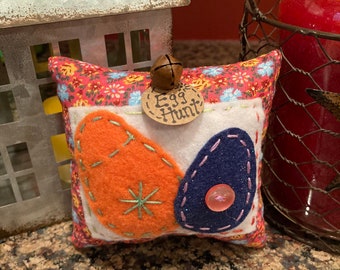 Primitive “EGG HUNT” Ornie Bowl Filler Pillow, Hand Stitched, Primitive Easter Pillow Tuck