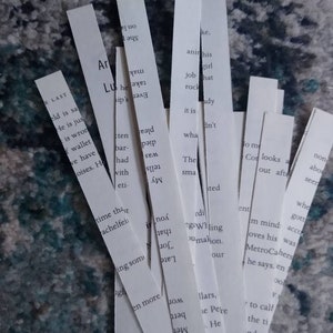 100 Book Strips for Origami Lucky Stars