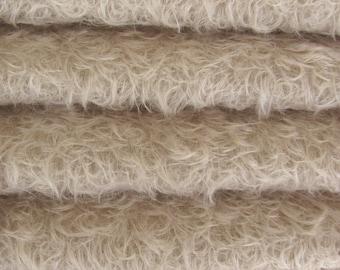 Mohair 5/8&quot; (16 mm) 325S/CM - 1/4 yard (Fat) in Intercal&#39;s Color 569S-Silver Grey. A German Mohair Fabric for teddy bear doll craft sewing