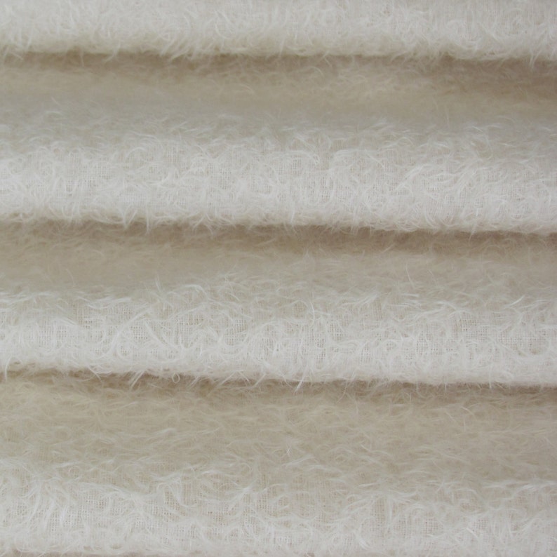 1//6 yd 300S//C Pale Pink INTERCAL 1//2/" Ultra-Sparse Curly S-Finish Mohair Fabric