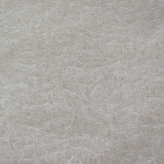 1/6 yd 300S/CM Pewter INTERCAL 1/2" Ultra-Sparse Curly Matted Mohair Fabric 