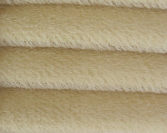 Quality 300S - Mohair - 1/4 yard (Fat) in Intercal's Color 528S-Cream.  A German Mohair Fur Fabric for Teddy Bear Making, Arts & Crafts