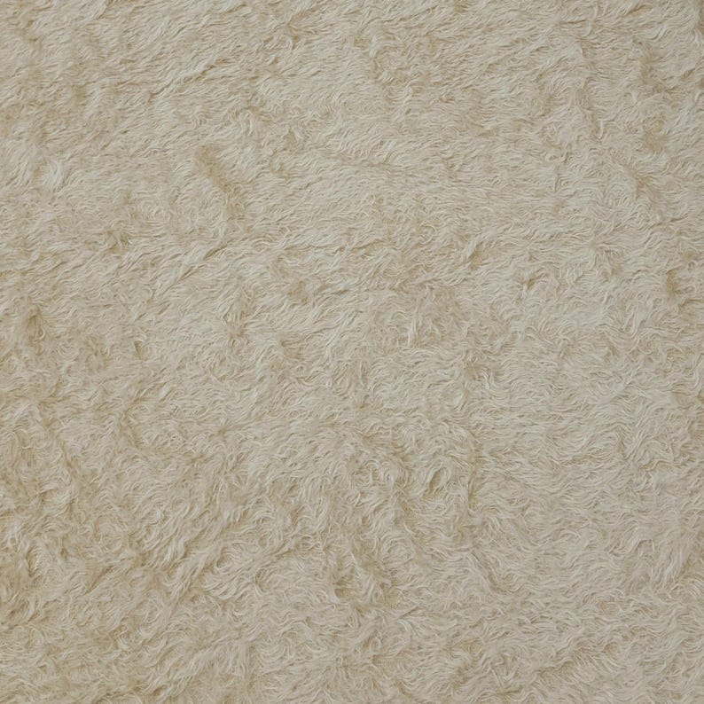 Mohair 5/8 16 Mm 325S/C 1/4 Yard fat in Intercal's Color 927sbone