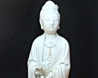 観音菩薩が座る中国の多色釉磁器の山の玉座 - Etsy 日本