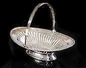 Georgian English Sterling Silver Oval Basket London, Robert Henell,I Ca 1790 George III Large 16 39 39 L