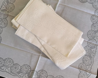 Vintage Madeira White Napkins 12  19" x 19''