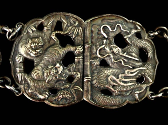 Antique Japanese Silver Dragon Tiger Belt Mark 84 Meiji  display picture 1