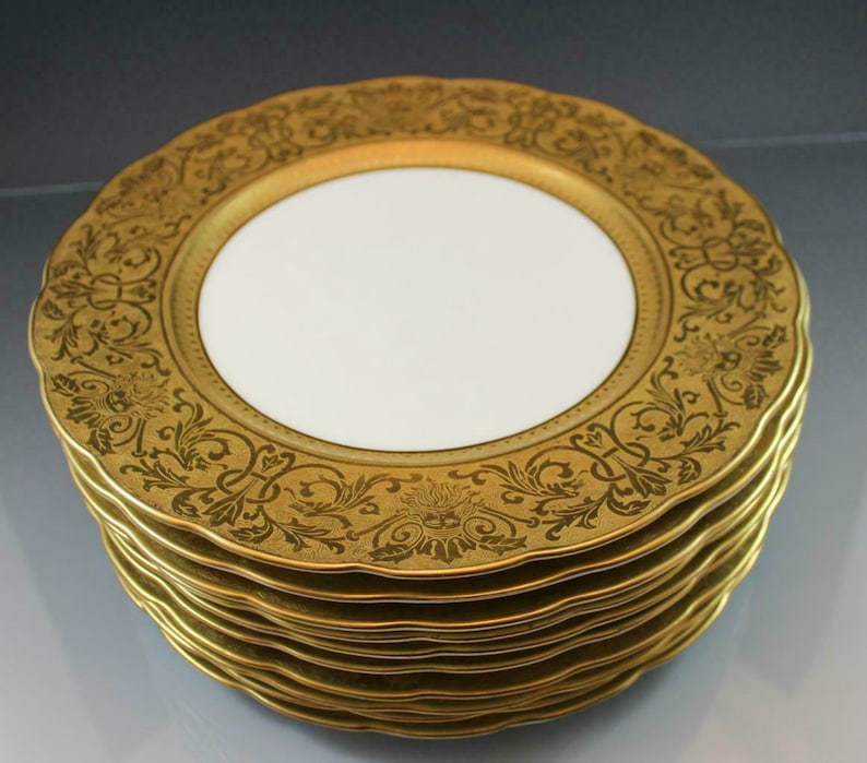 10 UNIQUE English Dinner Plates Gold Encrusted Engraved Etsy Canada