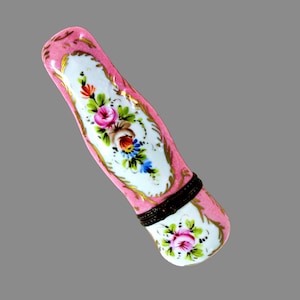 Antique French Hand Painted Enamel on Porcelain Trinket Box Ca 18th/19th C
