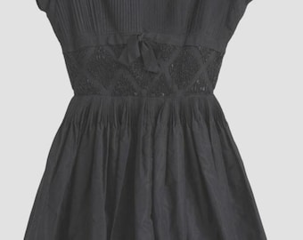 Vintage 60s/1960s  Black Taffeta Fit n Flare Cocktail Party Dress