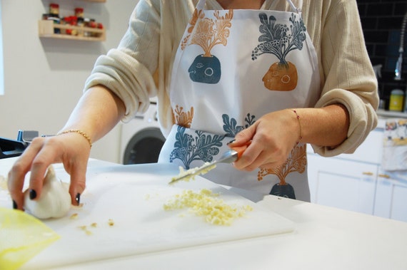 Block Print "Weedy" Pattern Design Apron // 3 Pocket Full Apron // Spring Floral Print // Hand Printed Handmade Design // House Warming //