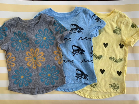 Block Print Toddler Baby T-shirt and Shorts Set // Hand Designed Stamp Pattern Print // Summer Shark, Luv Bug, and Flower Power Designs //