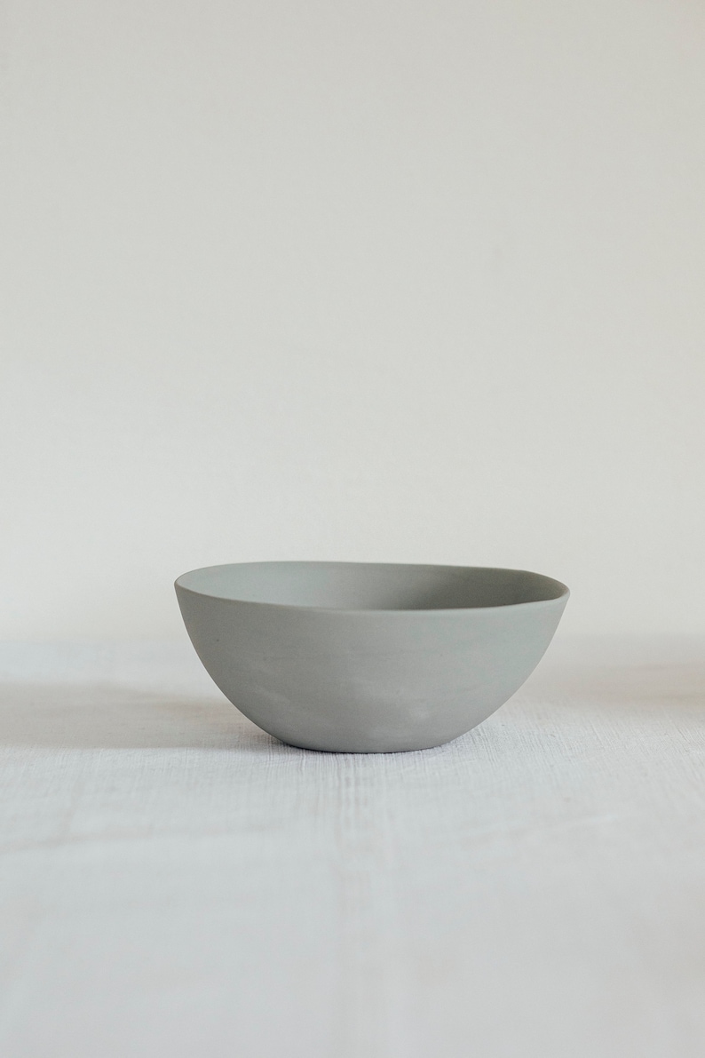 Bowl porcelain gray per piece image 1