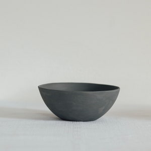 Bowl porcelain gray per piece image 3