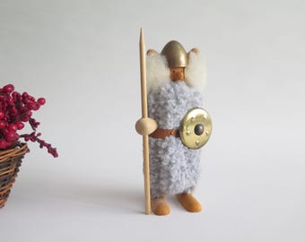 Houten Viking-bonthaar Scandinavische souvenir Zweedse vintage Scandinavische houten handgemaakte popbeeldje @363-7